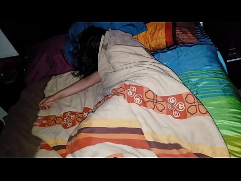 ❤️ Ögey oğul gənc ögey anası yatarkən onu təhqir edir. ️❌ Porno az.ladyxxxporno.ru ❌️